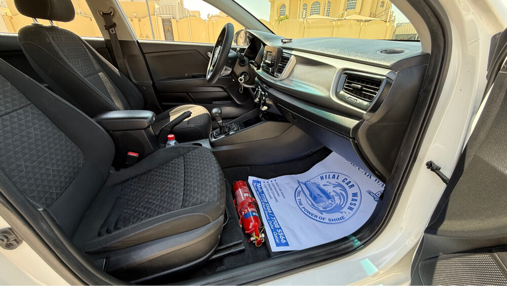 Kia Rio  - 4