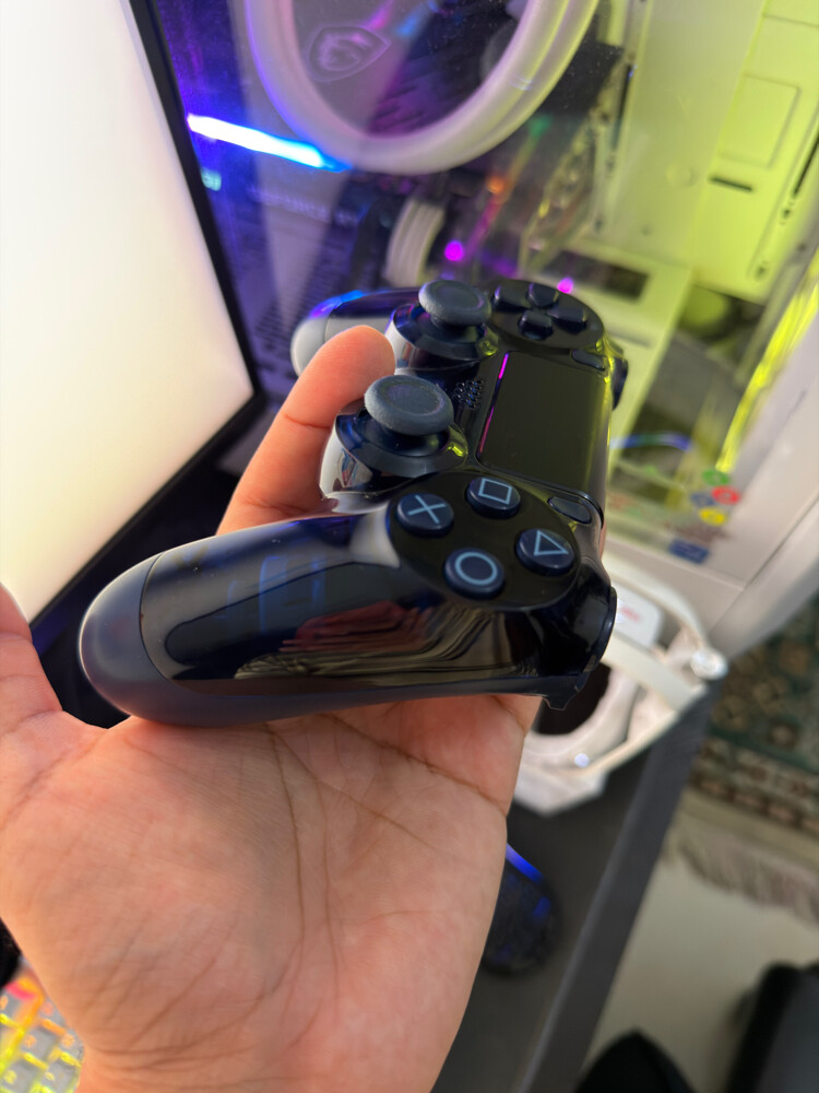 PS4 500 million edition controller - 4