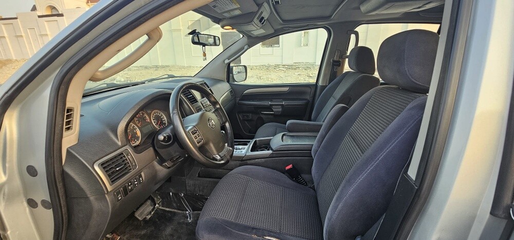 Nissan Armada 2009 - 4