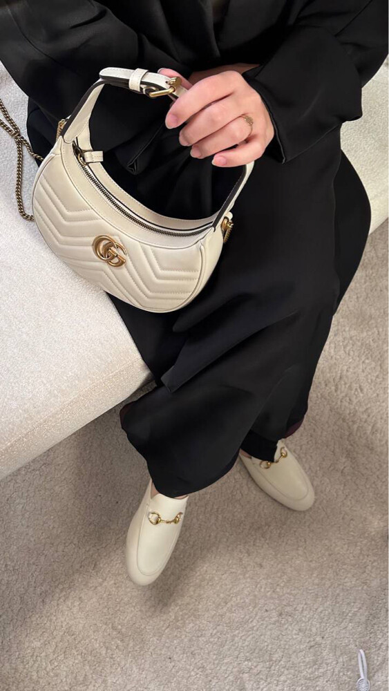 Gucci Half-Moon Sheped Mini Bag 145 - 4