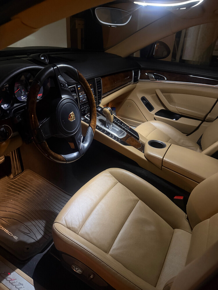 Porshe Panamera Full Option 2013 - 10