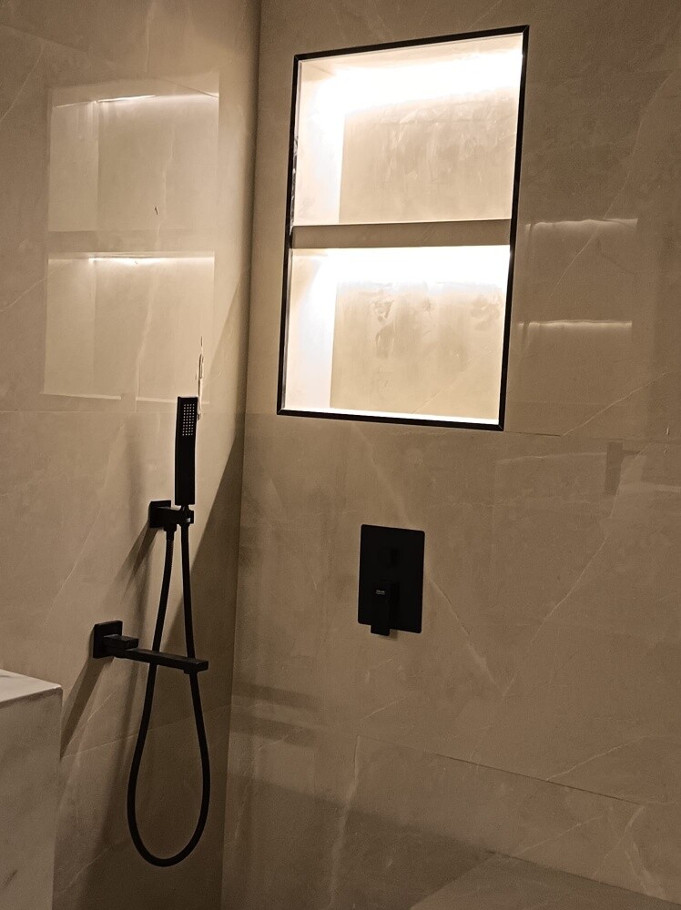 Luxury Bathroom Fittings,& Marble - 6