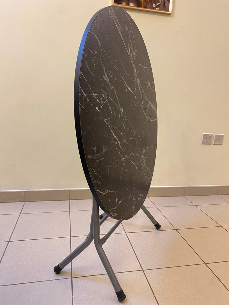 Foldable camping table - 3