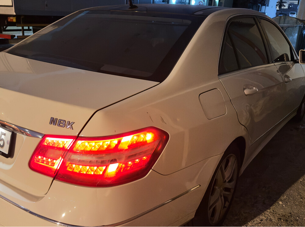 Mercedes Benz E350  - 4