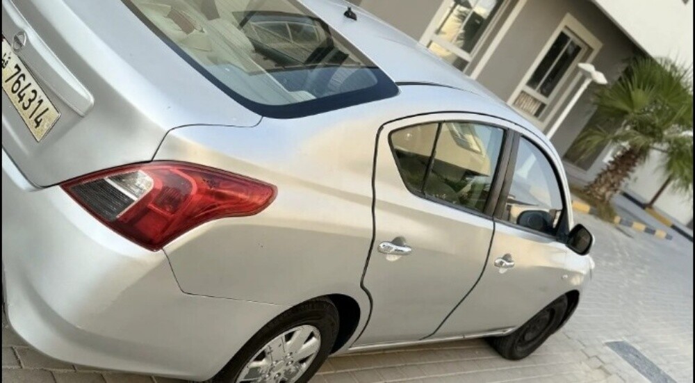 Nissan Sunny 2016 8month Istimara - 2