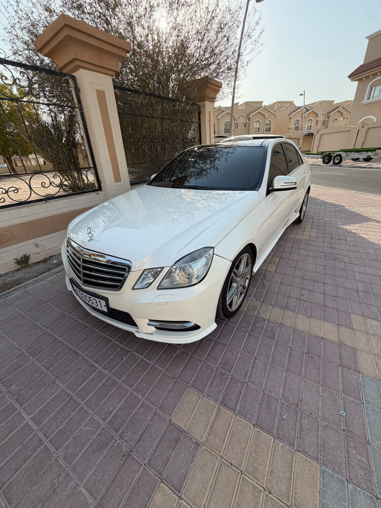 Mercedes-Benz E300 - 3