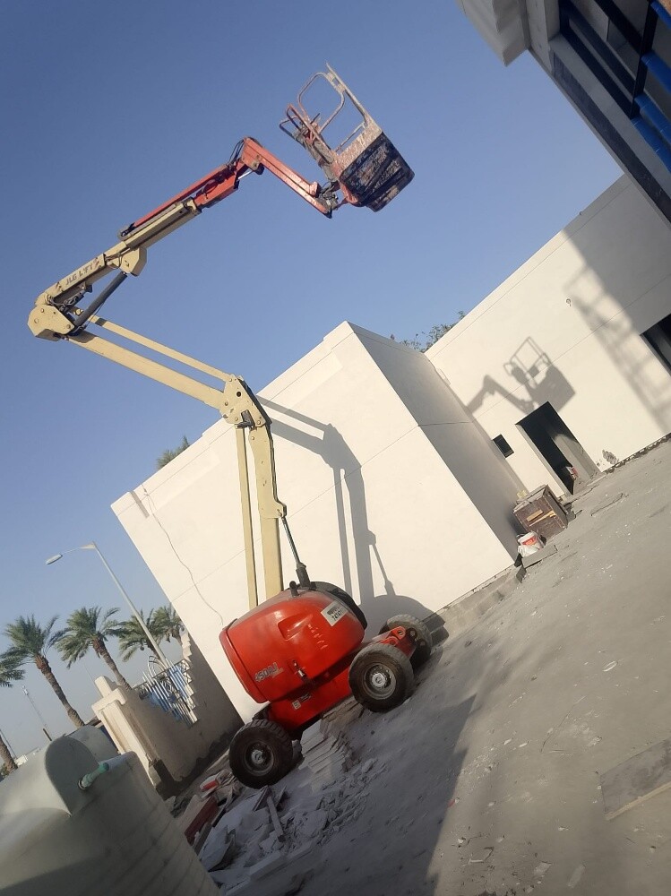 JLG MANLIFT - 1