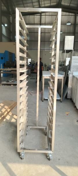 SS UPRIGHT SHELF & TRAY HOLDER - 13