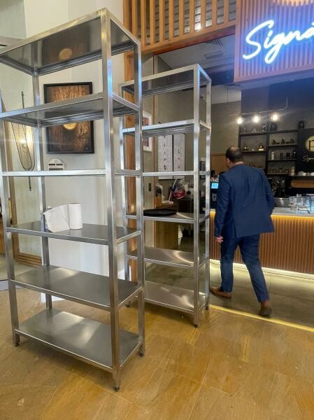 SS UPRIGHT SHELF & TRAY HOLDER - 6