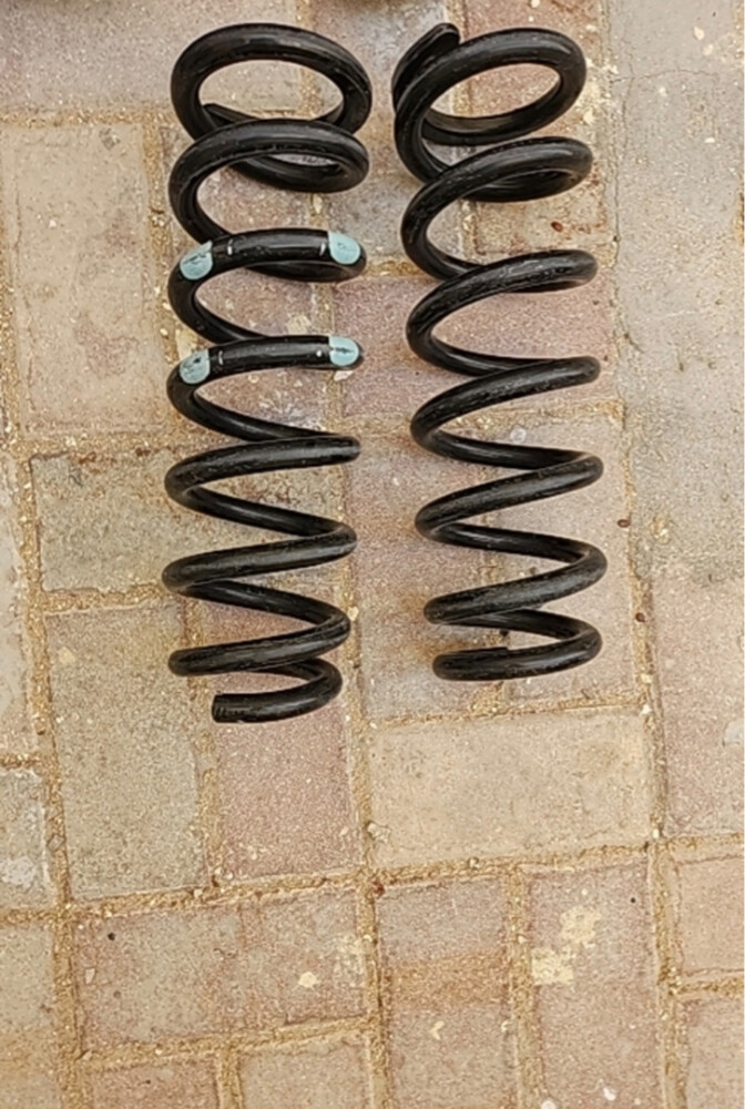 Hilux 2008 to 2015 Original Springs - 1