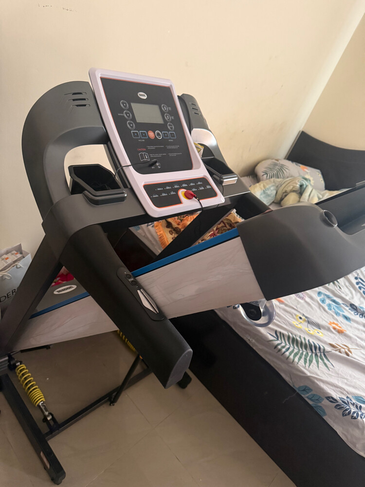 LIKE NEW TELOON TREADMILL  - 4