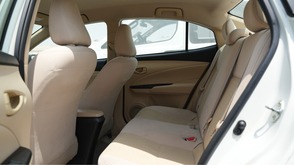 2022 YARIS LOW KM FOR SALE - 8