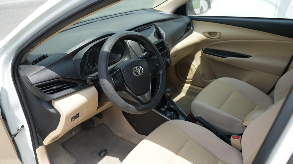 2022 YARIS LOW KM FOR SALE - 6