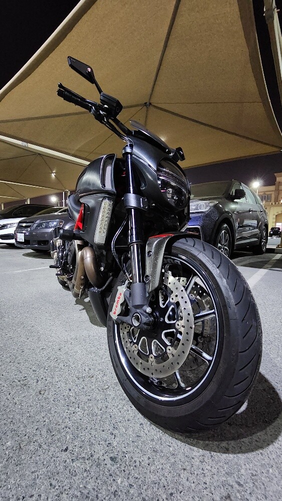 2011 Ducati Diavel Carbon - 4