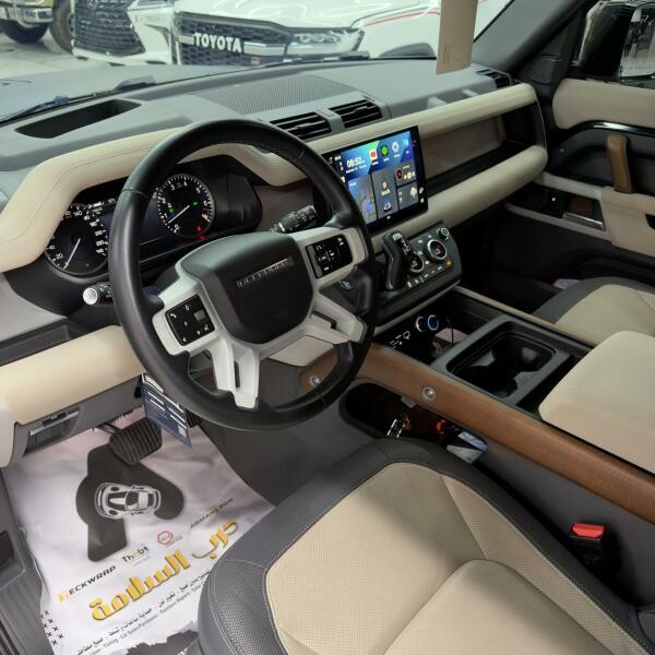 Land Rover Defender 110 SE 2023 - 5
