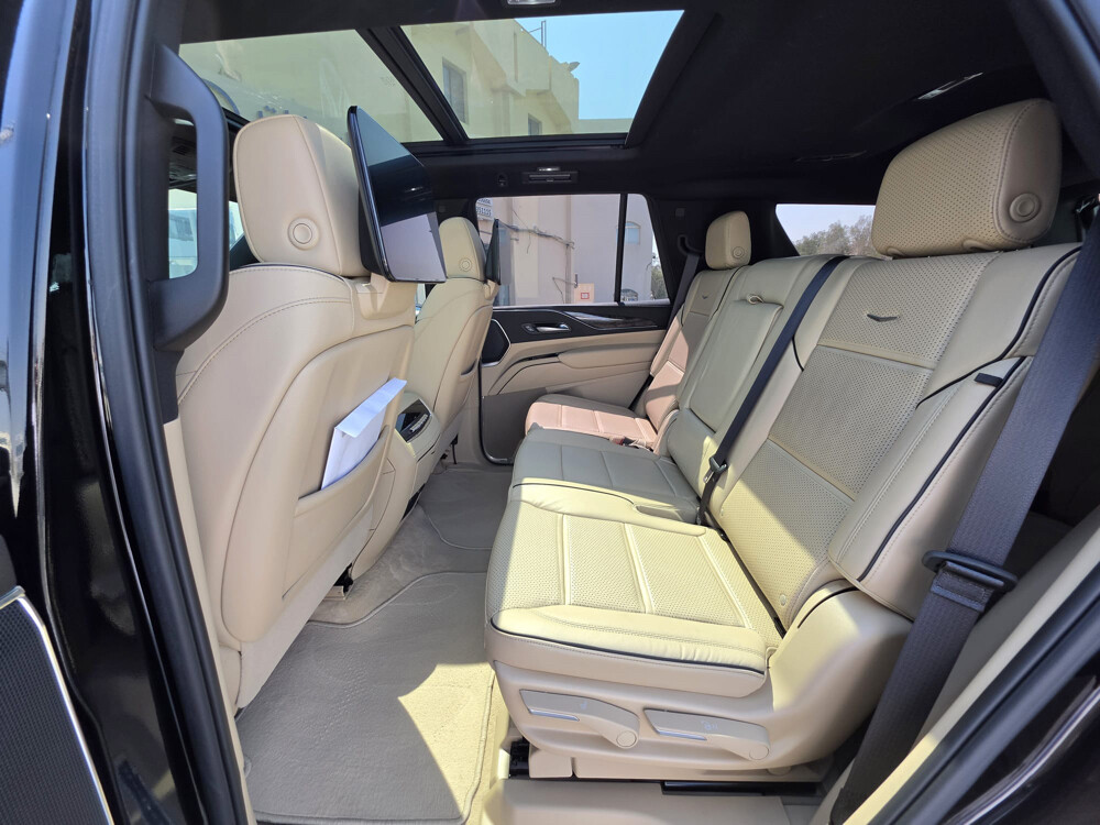   Escalade Premium Luxury Year 2024 - 8