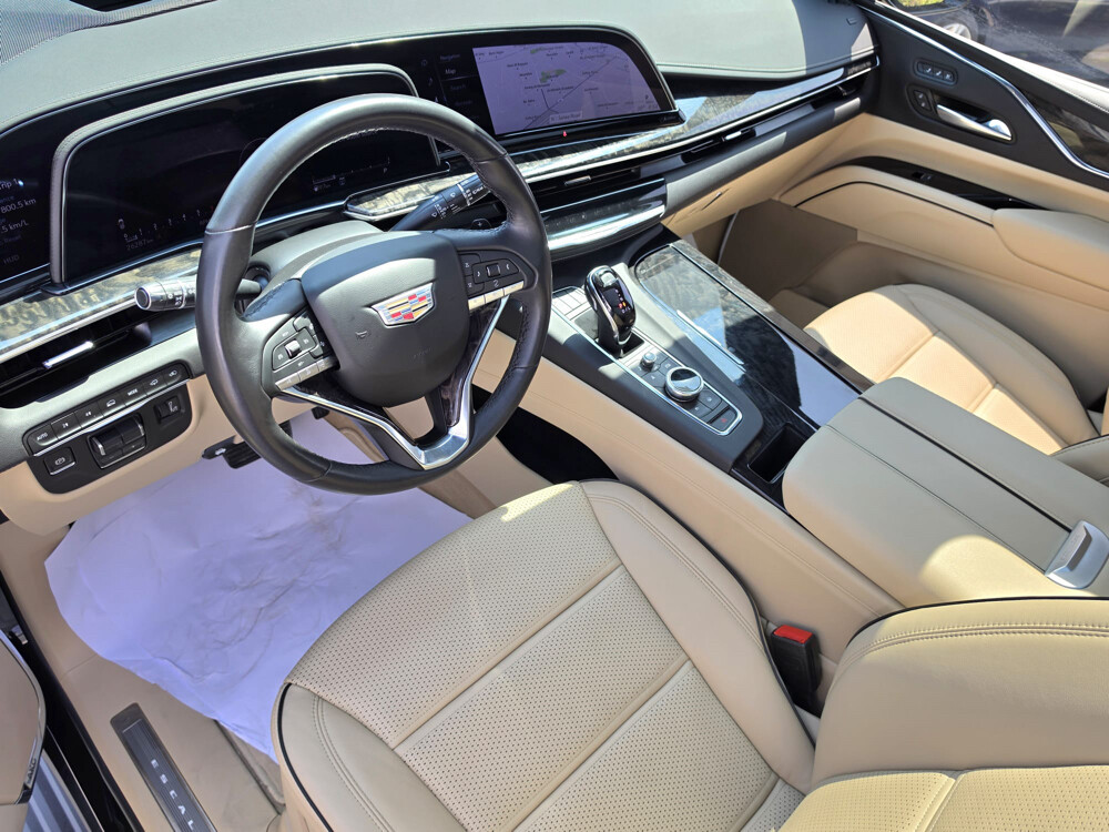   Escalade Premium Luxury Year 2024 - 5