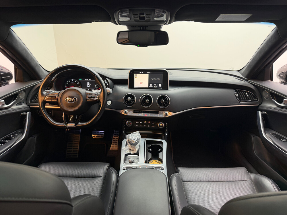 Kia Stinger GT 218 - 9
