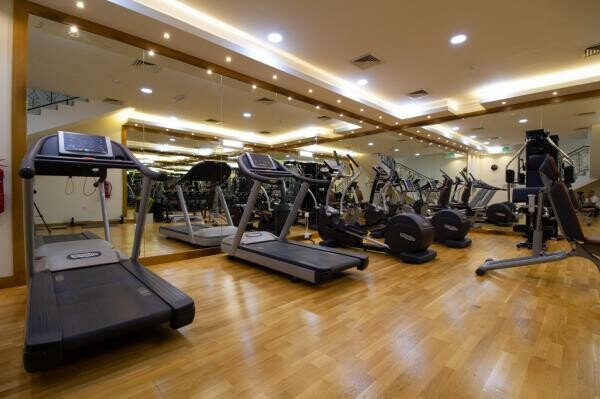 5 BR VILLA | POOL & GYM | 2 MO FREE - 11