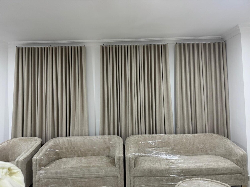 Curtains, rollers, vertical blinds - 1
