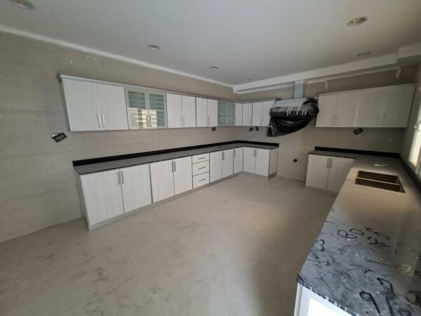 LUXURY 7-BED VILLA FOR SALE - 12