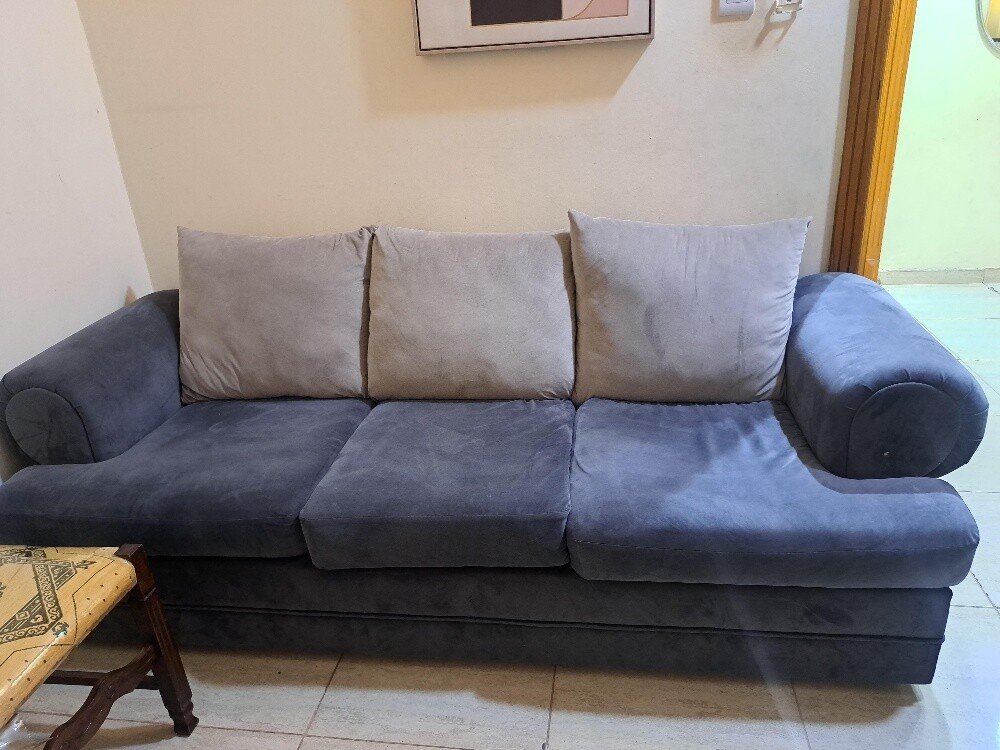 2 sofas in very good condition - 2