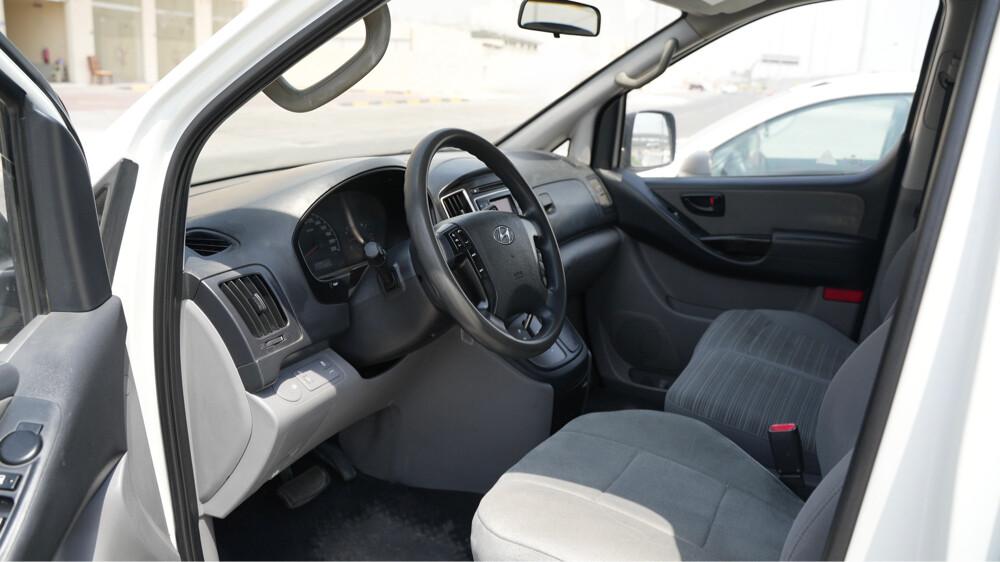 2020 HYUNDAI H1 available for sale - 5