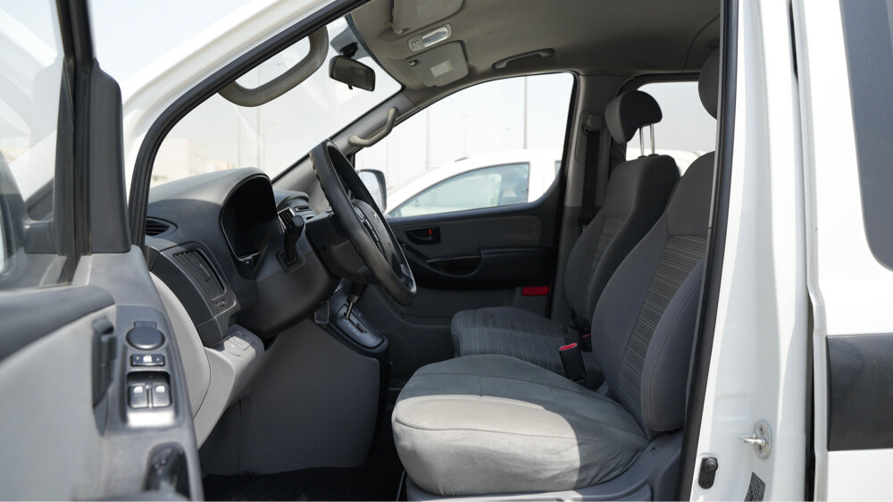 2020 HYUNDAI H1 available for sale - 7