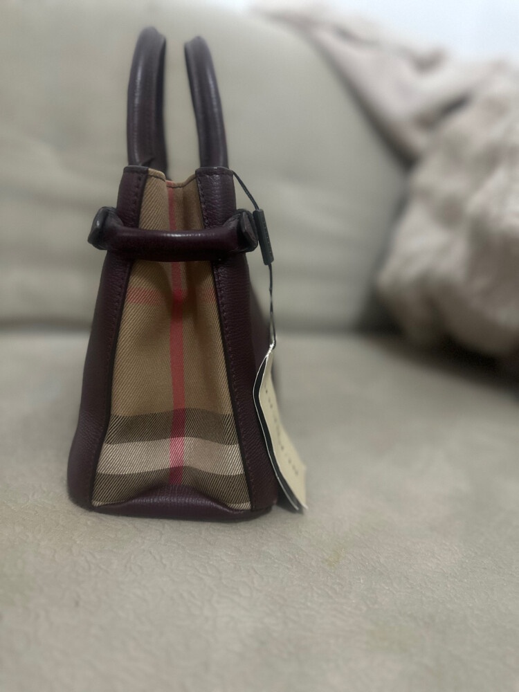 Authentic Burberry bag - 2