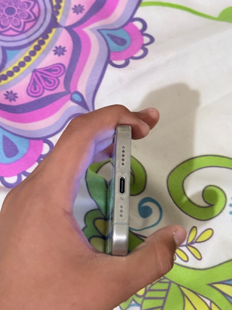 very nice phone nicely used  - 4