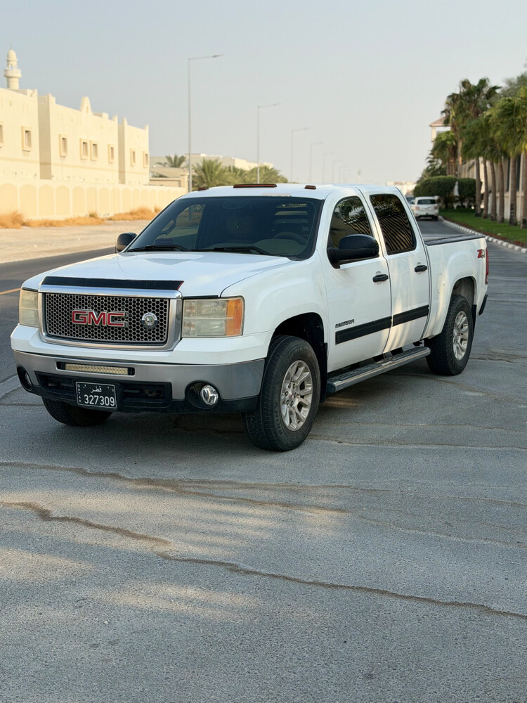 GMC Sierra 2010 - 10