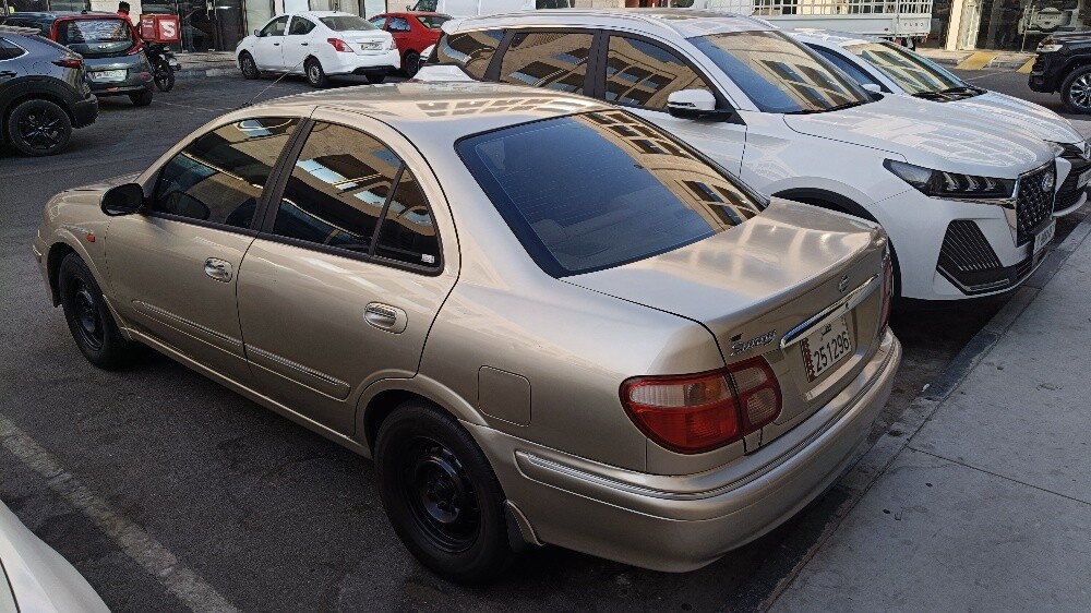 Nissan sunny 2003 - 3