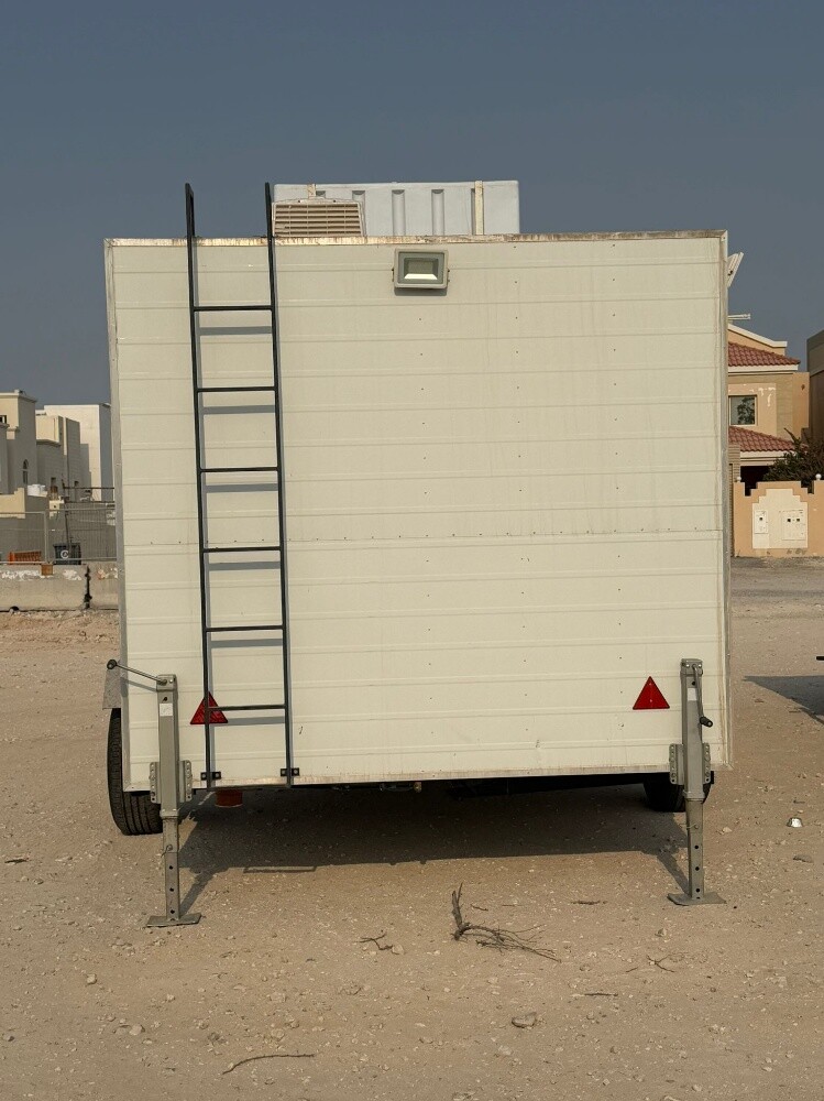 cabin caravan room ketechin toilet - 4