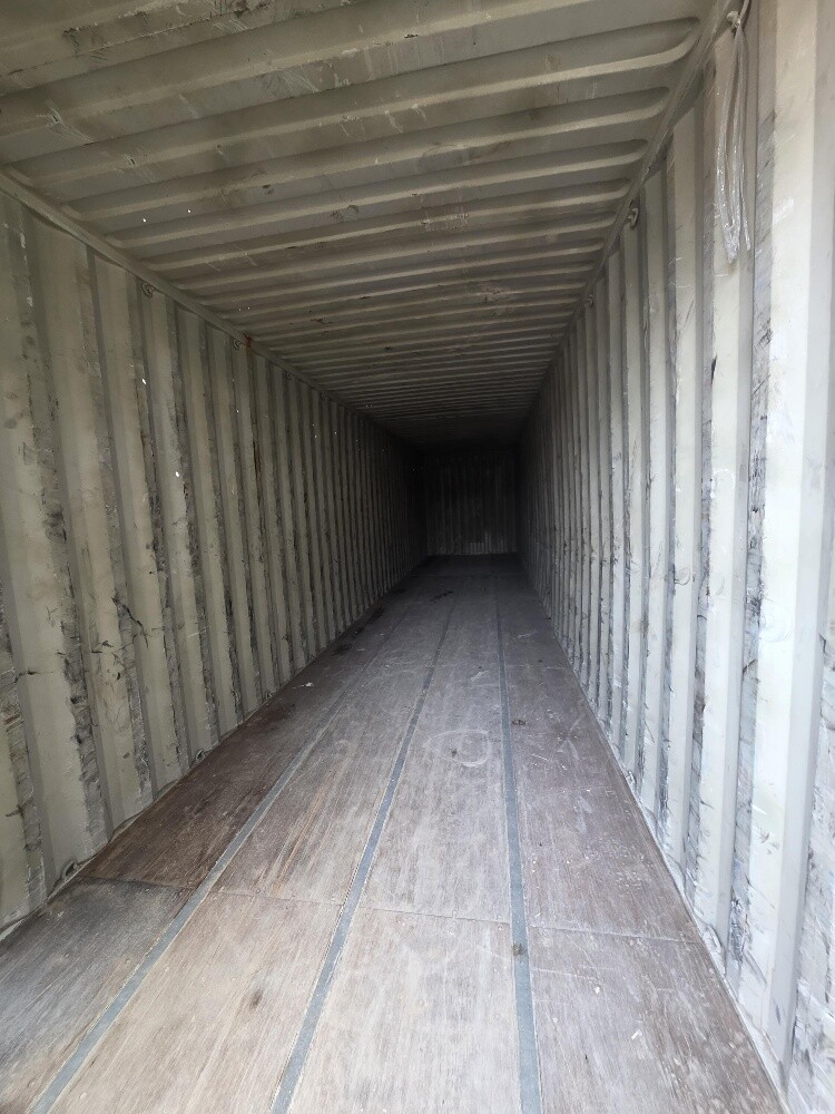 container & Cabins available - 13