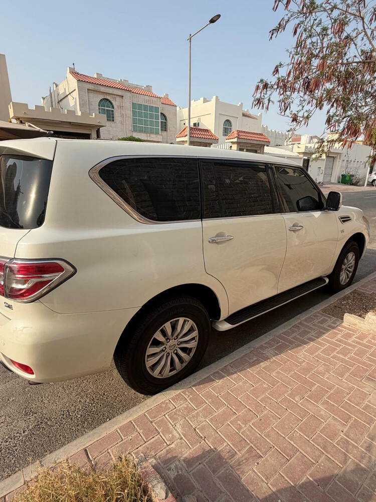 nissan patrol - 2