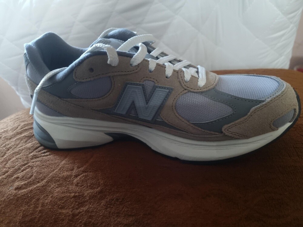 New Balance sneakers 2010 - 3