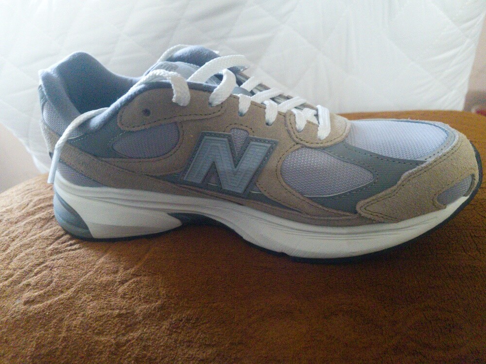 New Balance sneakers 2010 - 4