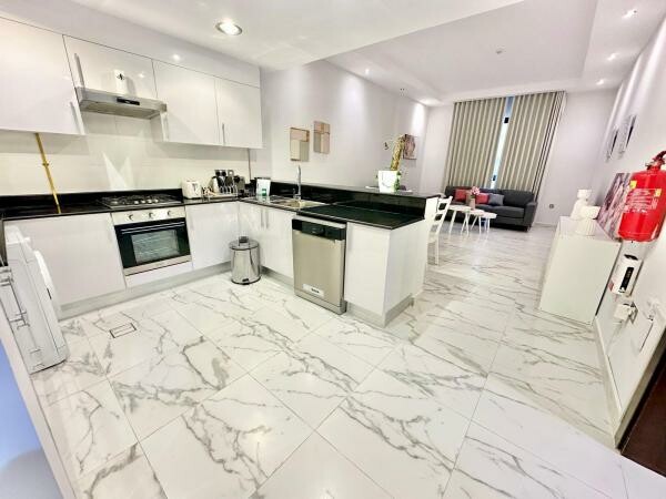 SPACIOUS 1BHK| FURNISHED| BILLS INC - 7