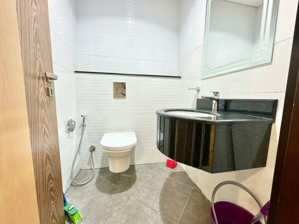 SPACIOUS 1BHK| FURNISHED| BILLS INC - 2