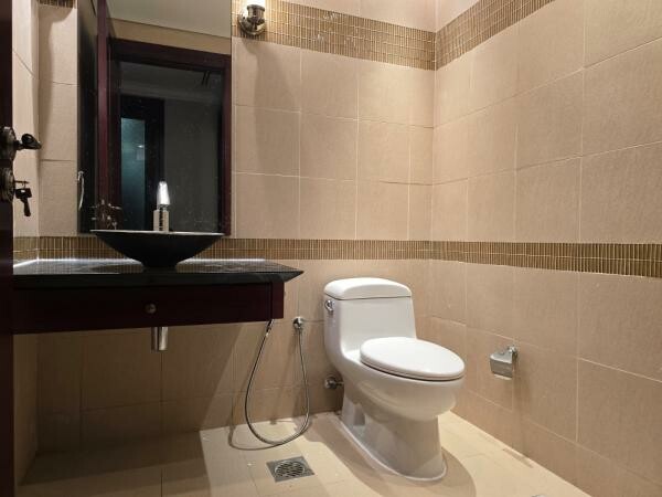 SPECIAL TOWNHOUSE 1 MASTER BDR - 9