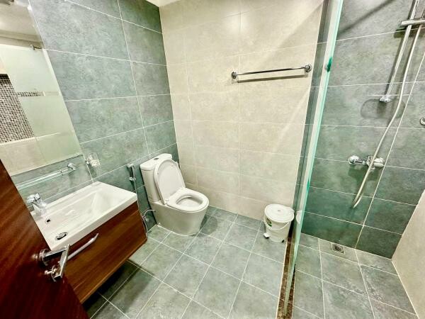 SPACIOUS 2BHK+MASTER FURNISHED - 11