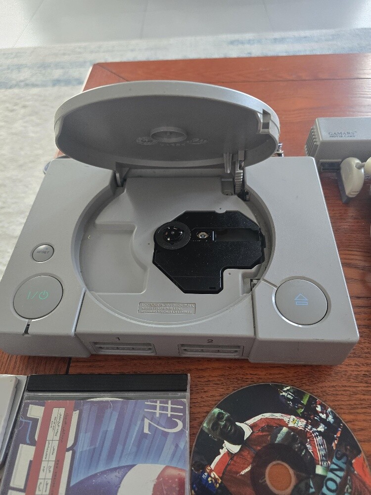 playstation1 with box - 7