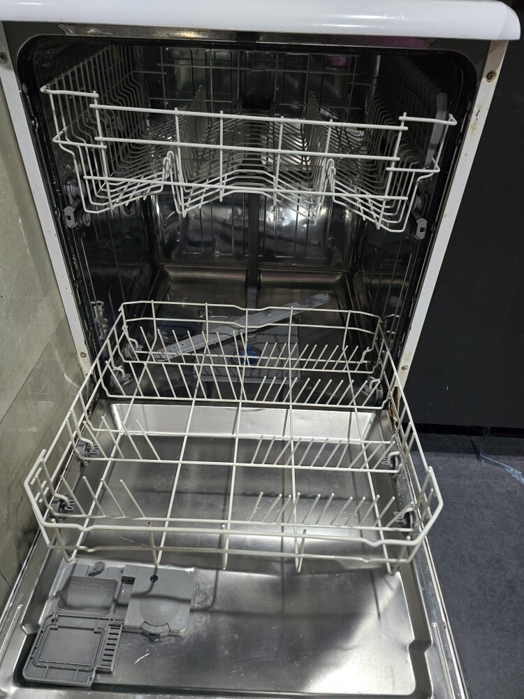 Beko dishwasher - 1