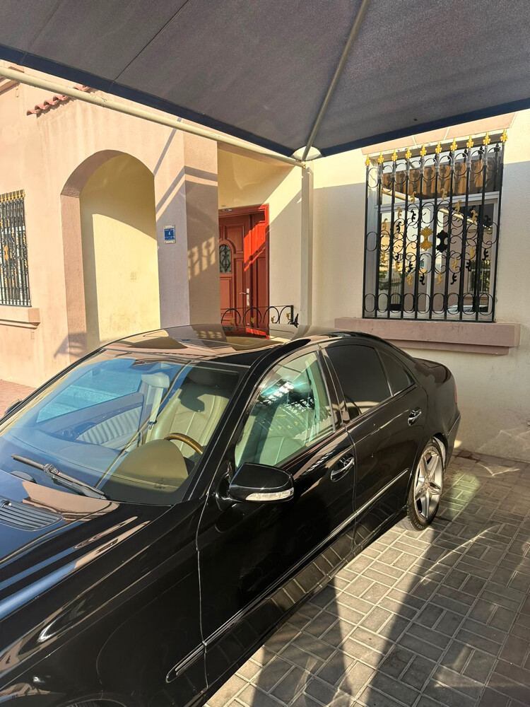Mercedes benz e280 - 2