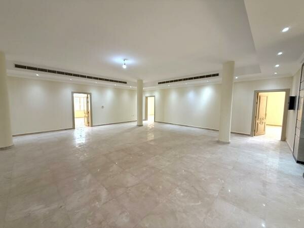 NEW HUGE 6BR CORNER VILLA-LUSAIL - 4