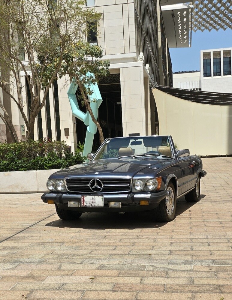 Mercedes SL380, very good condition. bought from US directly from second owner, who earned it since 1995, and droven for 12000 only with proof of documents and service reports. current odometer 96000. - 2