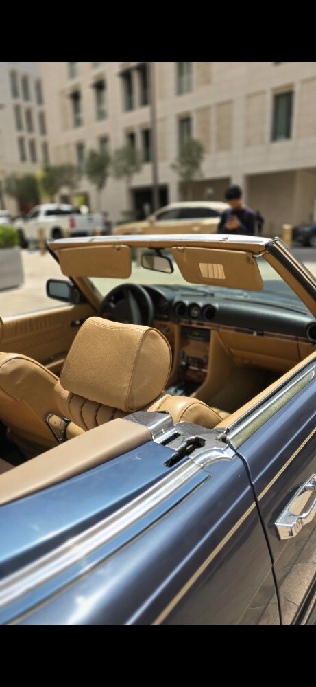 Mercedes SL380, very good condition. bought from US directly from second owner, who earned it since 1995, and droven for 12000 only with proof of documents and service reports. current odometer 96000. - 4