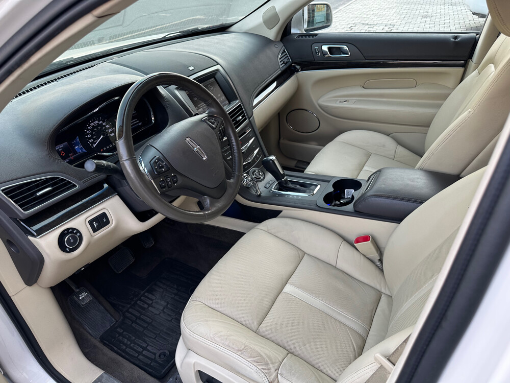 LINCOLN MKT 2016 130km - 4