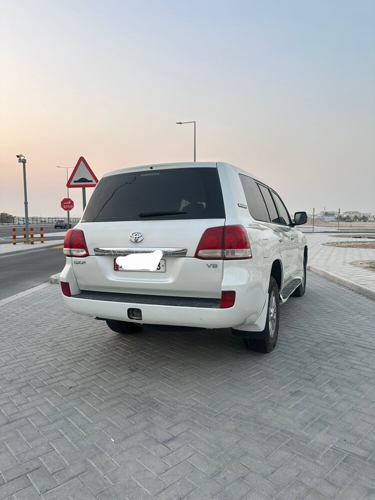 لاندكروزر  - 4