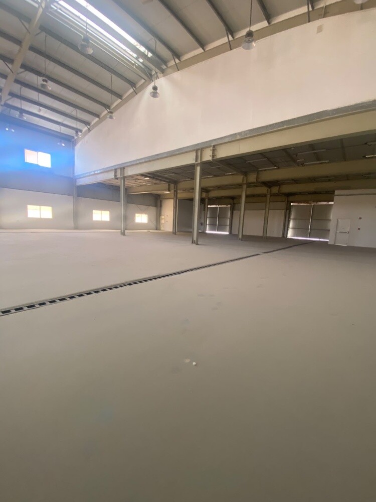 For rent, it is stored in Al Awamer - 5